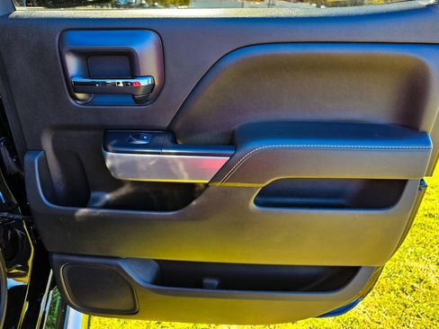 Used 2017 Chevrolet Silverado 1500 LTZ Z71 w/ LTZ Plus Package image 39