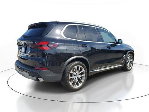 Used 2026 BMW X5 sDrive40i image 3