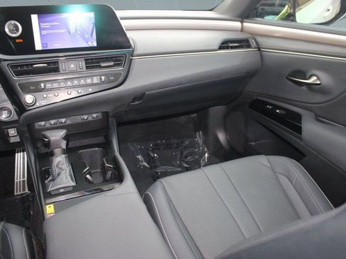 Used 2023 Lexus ES 350 F Sport w/ Accessory Package (Z1) image 32