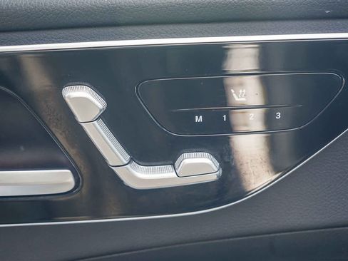 Used 2025 Mercedes-Benz C 300 4MATIC Sedan image 20