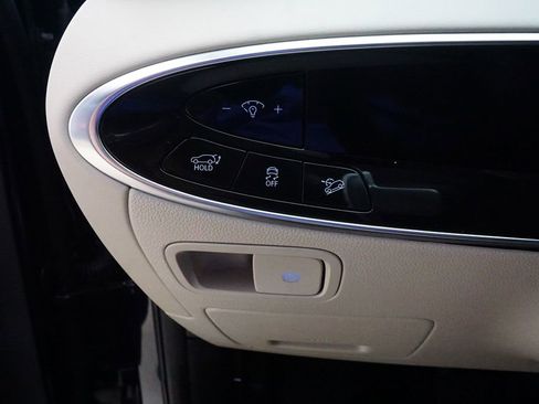 New 2026 Genesis GV70 2.5T Select image 14