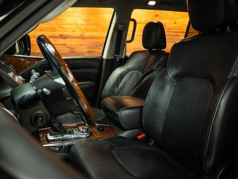 Used 2019 INFINITI QX80 Luxe w/ Proassist Package AWD/4WD image 10