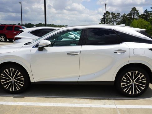 Used 2025 Lexus RX 350 Premium Plus w/ Convenience Package image 3