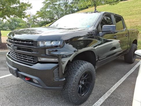 Used 2021 Chevrolet Silverado 1500 LT Trail Boss AWD/4WD image 9