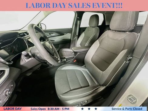 Used 2023 Chevrolet TrailBlazer LT w/ Convenience Package AWD/4WD image 20