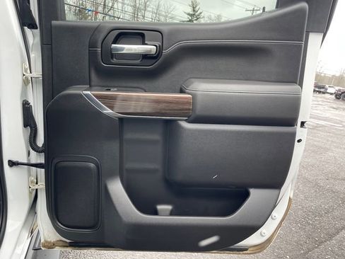 Used 2021 Chevrolet Silverado 1500 LT Trail Boss w/ Bed Protection Package image 11