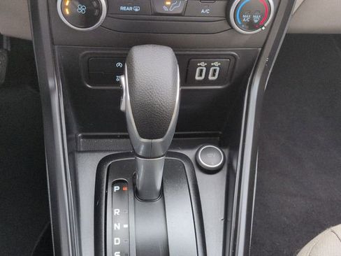 Used 2021 Ford EcoSport S image 16