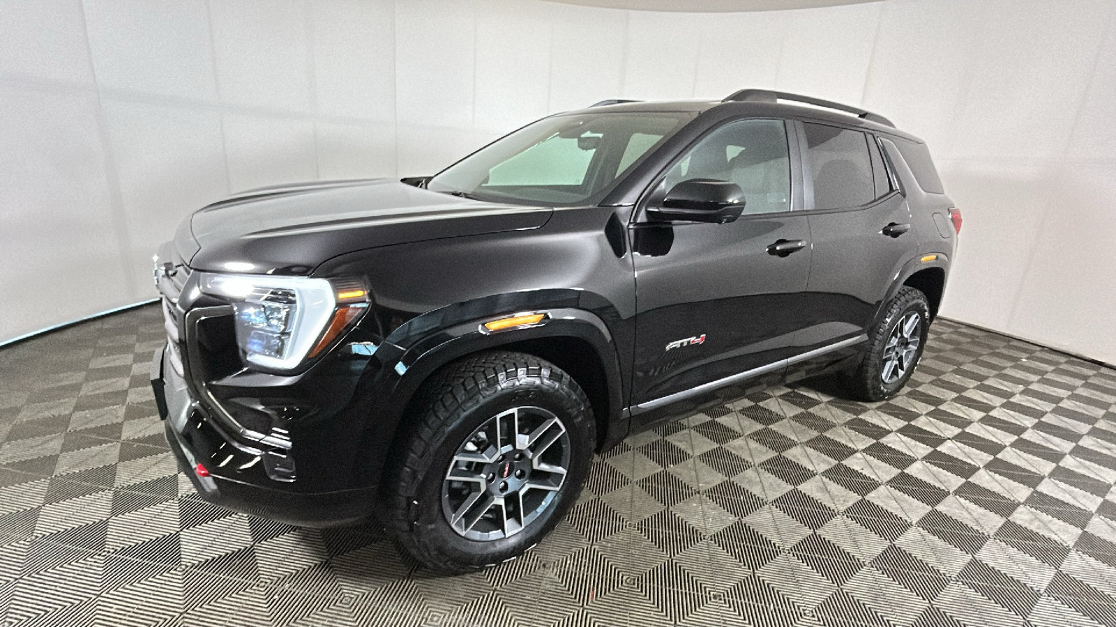 New 2026 GMC Terrain AT4 w/ Technology Package II AWD/4WD image 8