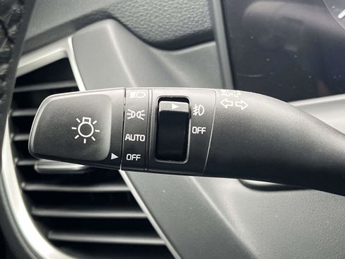 New 2026 Kia Seltos EX FWD image 34