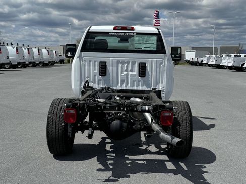 New 2025 Chevrolet Silverado 3500 W/T image 14