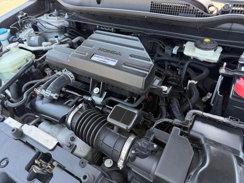 Used 2019 Honda CR-V Touring image 25