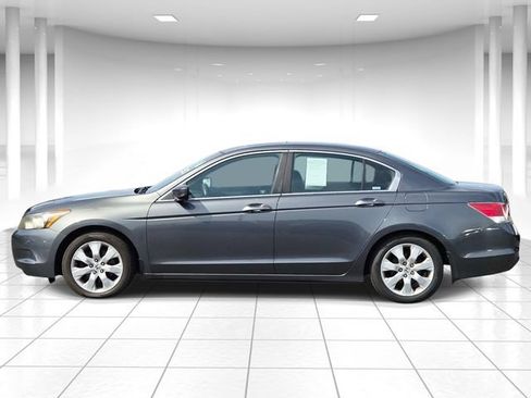 Used 2009 Honda Accord EX image 2