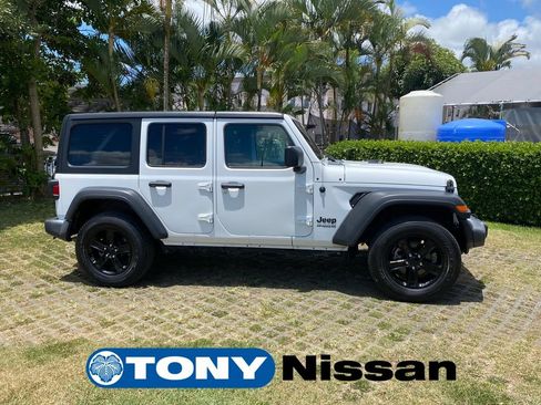 Used 2022 Jeep Wrangler Unlimited Sport AWD/4WD image 8