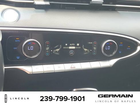 Used 2022 Genesis GV70 2.5T w/ Select Package AWD/4WD image 32