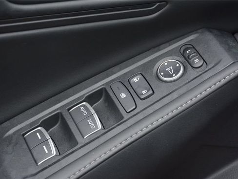 Used 2024 Honda Accord Sport image 18