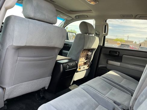 Used 2014 Toyota Sequoia SR5 image 31