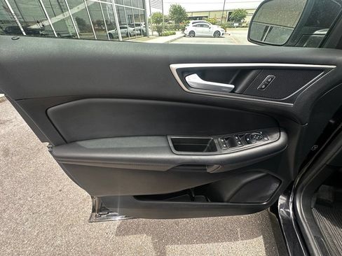 Used 2024 Ford Edge SEL AWD/4WD image 17