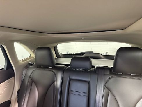 Used 2017 Lincoln MKC Reserve w/ Lincoln MKC Climate Package image 5