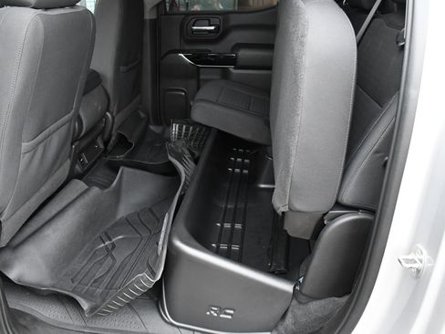 Used 2020 Chevrolet Silverado 1500 LT w/ LT Value Package image 9