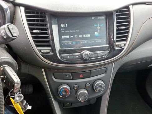 Used 2017 Chevrolet Trax LS FWD image 14