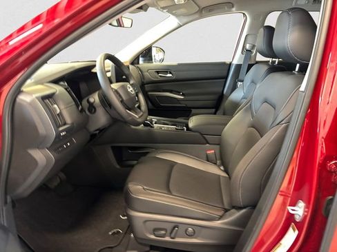 New 2026 Nissan Pathfinder SL AWD/4WD image 9
