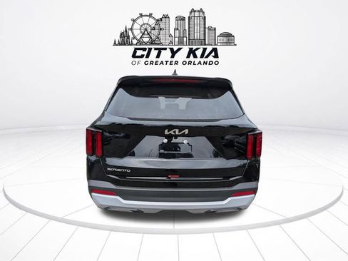 New 2026 Kia Sorento LX FWD image 5