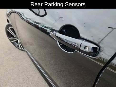 Used 2020 Nissan Sentra SR w/ Premium Package image 21