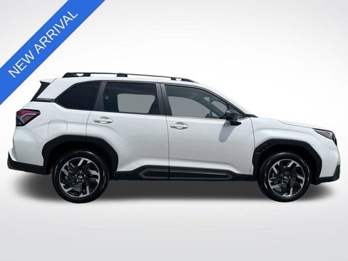 Used 2025 Subaru Forester Limited w/ Popular Package #1 AWD/4WD image 2