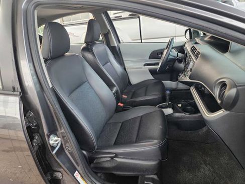 Used 2014 Toyota Prius C Four image 19