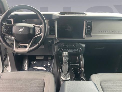 Used 2022 Ford Bronco Outer Banks w/ Sasquatch Package image 12