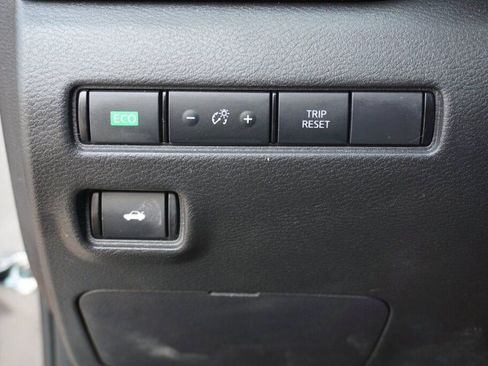 Certified 2023 Nissan Sentra SR w/ SR Premium Package image 27