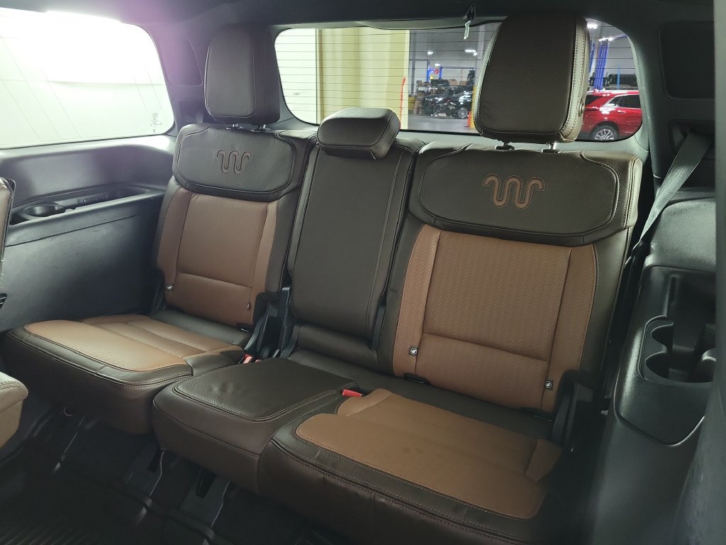 Used 2025 Ford Expedition King Ranch AWD/4WD image 12