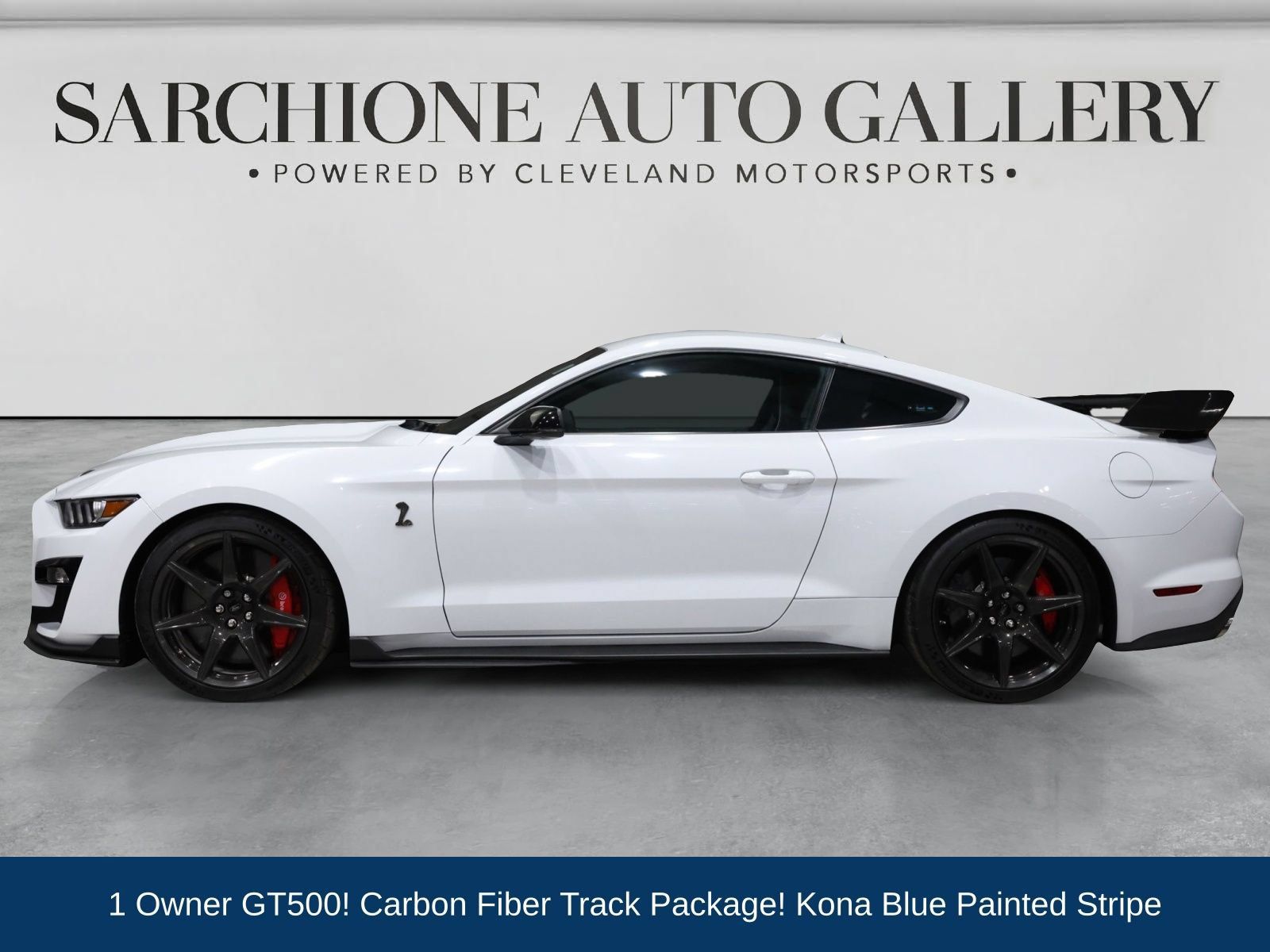 Used 2021 Ford Mustang Shelby GT500 w/ Carbon Fiber Track Pack RWD image 3