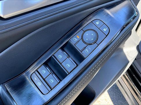 New 2026 Nissan Rogue SV image 19