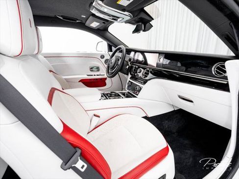 Used 2024 Rolls-Royce Spectre w/ Spectre Launch Package AWD/4WD image 40