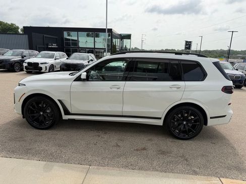 Used 2026 BMW X7 xDrive40i w/ Dynamic Handling Package AWD/4WD image 6