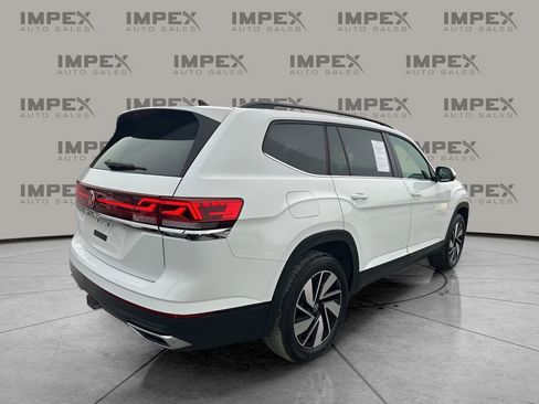 Used 2025 Volkswagen Atlas SE image 5
