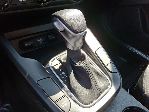 New 2025 Kia Soul LX w/ LX Technology Package image 7