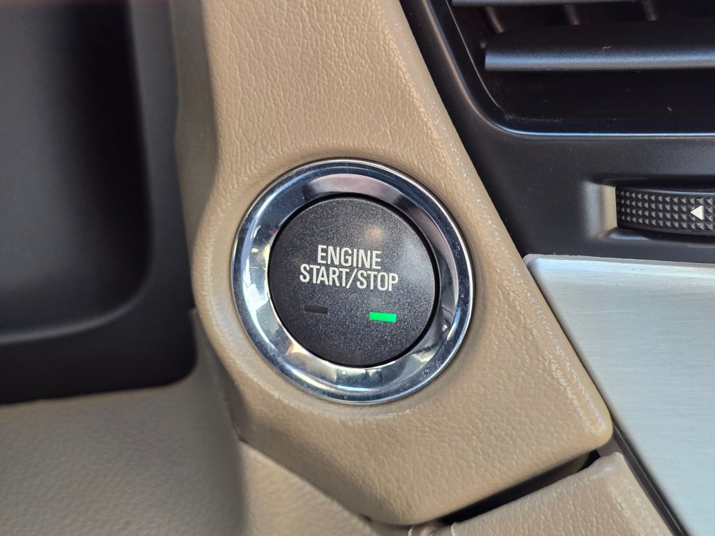 Used 2019 GMC Yukon XL SLT w/ Open Road Package AWD/4WD image 13