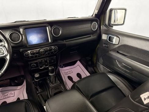 Used 2021 Jeep Wrangler Unlimited Sahara AWD/4WD image 23