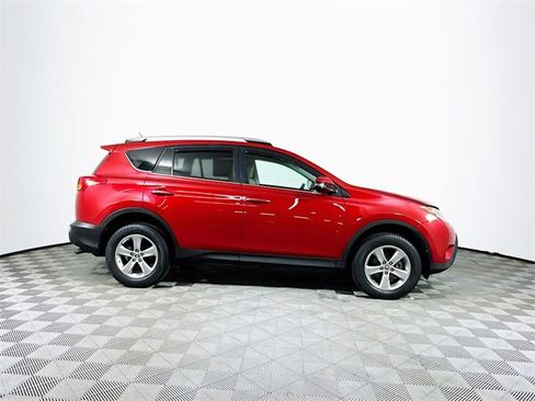 Used 2015 Toyota RAV4 XLE image 9