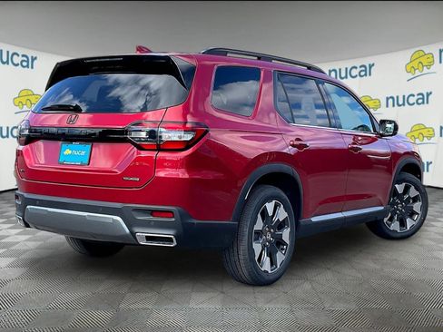 New 2026 Honda Pilot Touring image 7