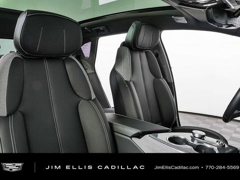 Certified 2025 Cadillac Optiq Luxury 1 AWD/4WD image 22
