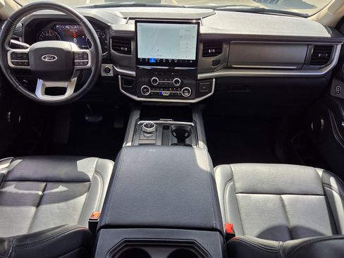 Used 2024 Ford Expedition Max XLT RWD image 13
