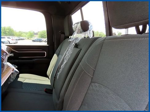 New 2026 RAM 3500 Big Horn AWD/4WD image 11
