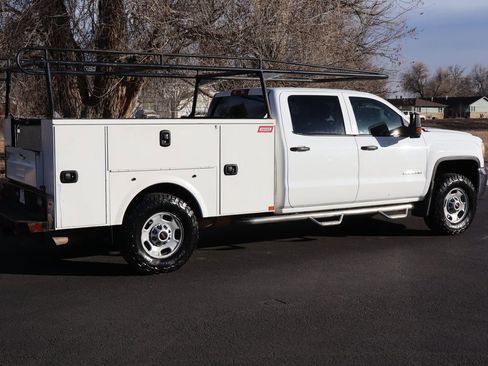 Used 2015 GMC Sierra 2500 4x4 Crew Cab w/ Sierra Convenience Package image 4
