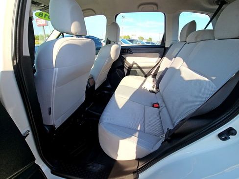 Used 2018 Subaru Forester 2.5i w/ Alloy Wheel Package image 9