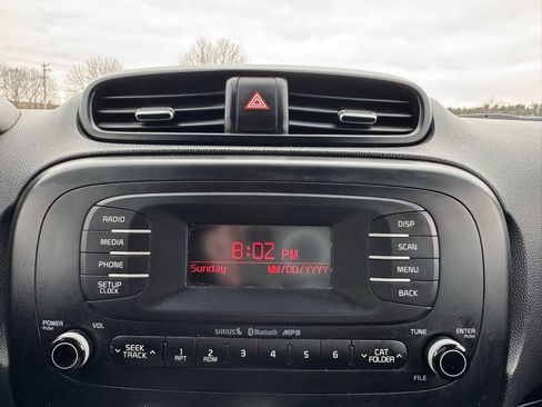 Used 2014 Kia Soul image 16