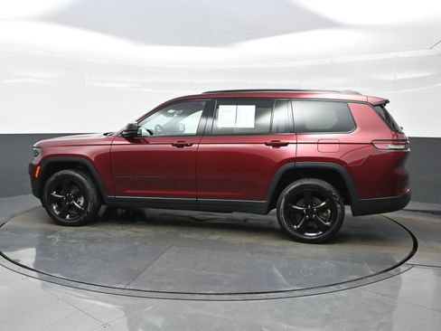 Used 2025 Jeep Grand Cherokee L Limited w/ Luxury Tech Group II AWD/4WD image 4