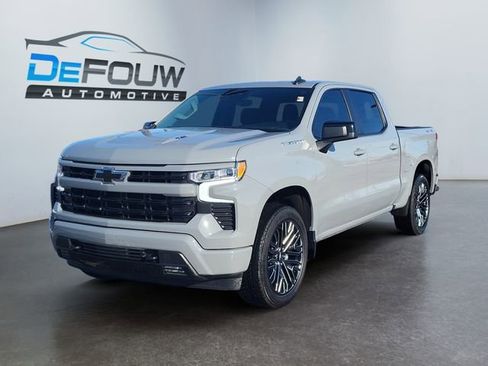 Used 2024 Chevrolet Silverado 1500 RST w/ Convenience Package II image 7